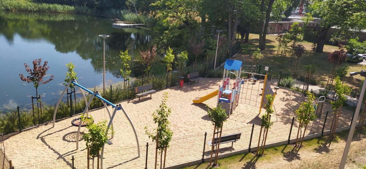 Apartament Z Widokiem Piła Buitenkant foto